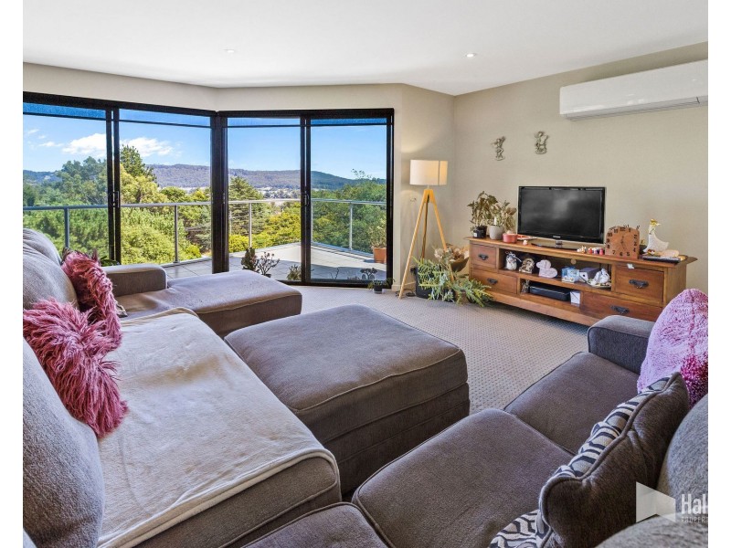 23 Oakwood Drive, Ambleside TAS 7310