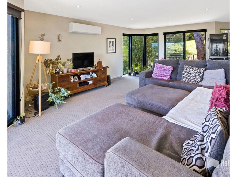 23 Oakwood Drive, Ambleside TAS 7310