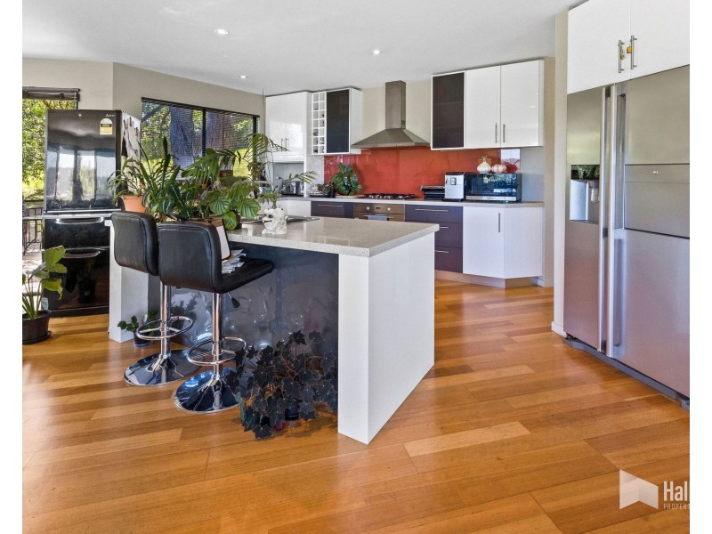 23 Oakwood Drive, Ambleside TAS 7310