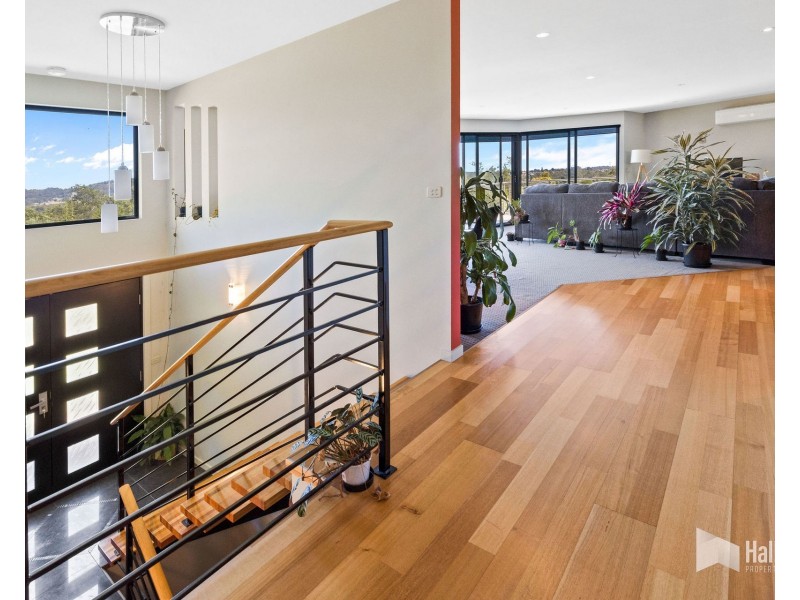 23 Oakwood Drive, Ambleside TAS 7310