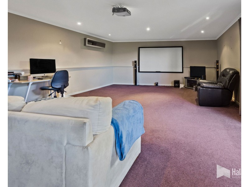 23 Oakwood Drive, Ambleside TAS 7310