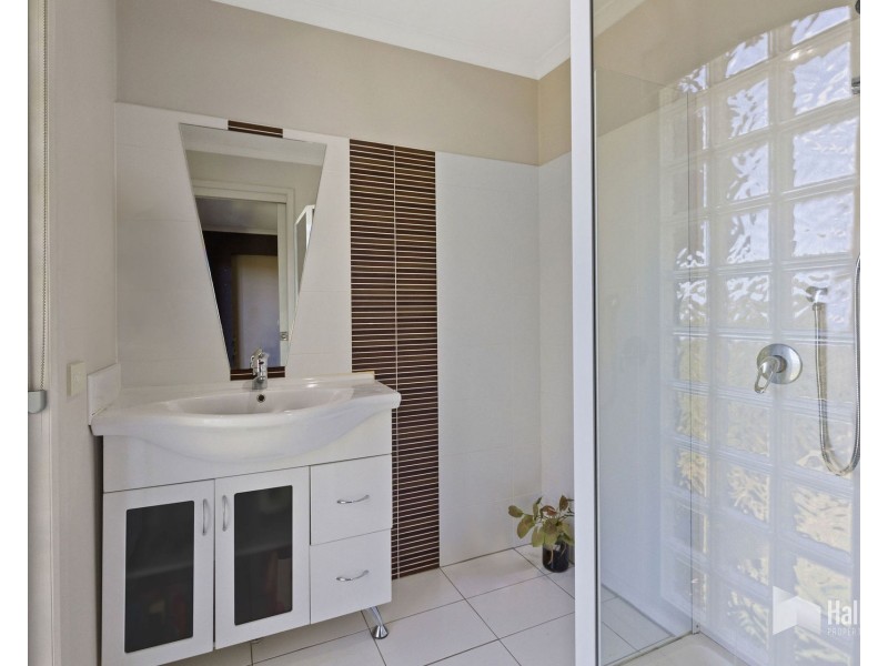 23 Oakwood Drive, Ambleside TAS 7310