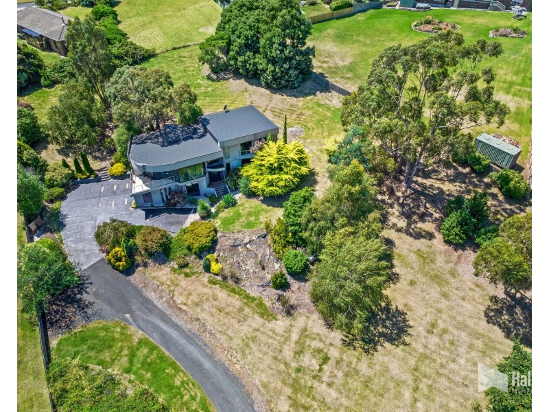 23 Oakwood Drive, Ambleside TAS 7310