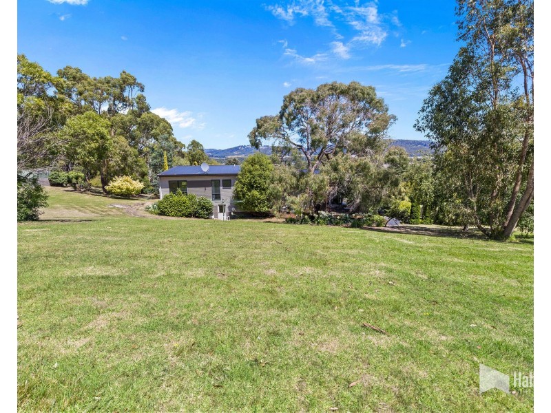 23 Oakwood Drive, Ambleside TAS 7310
