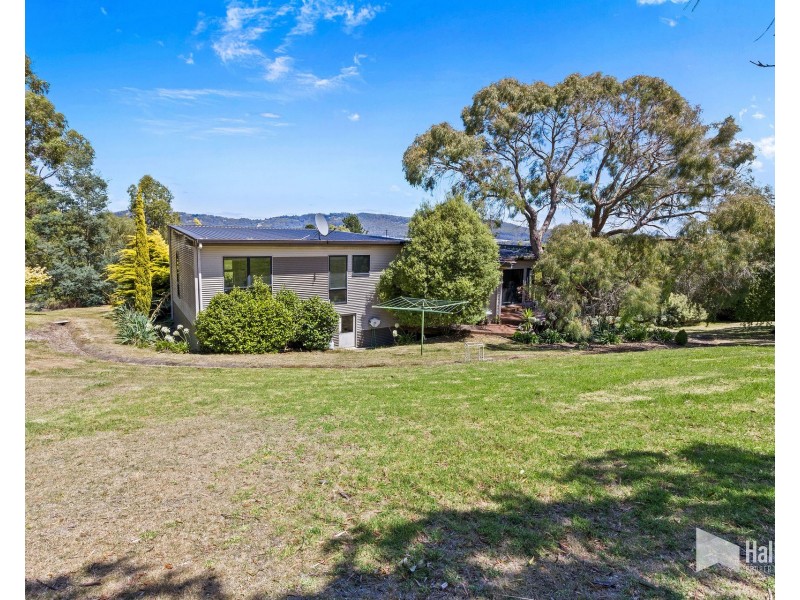 23 Oakwood Drive, Ambleside TAS 7310