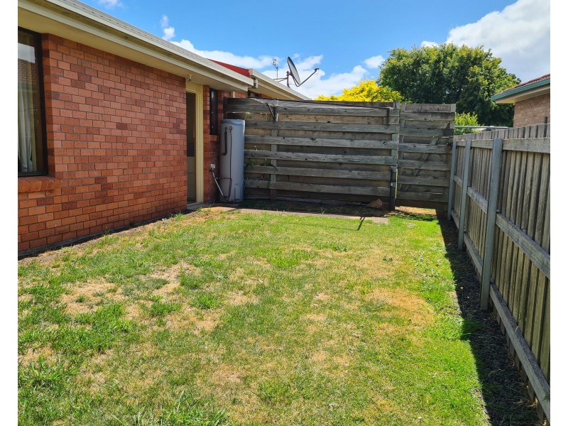 2/30 Victoria Street, Devonport TAS 7310
