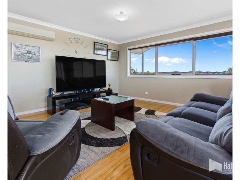 25 Leary Avenue, Stony Rise TAS 7310