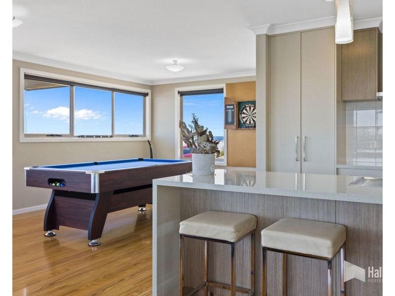 25 Leary Avenue, Stony Rise TAS 7310