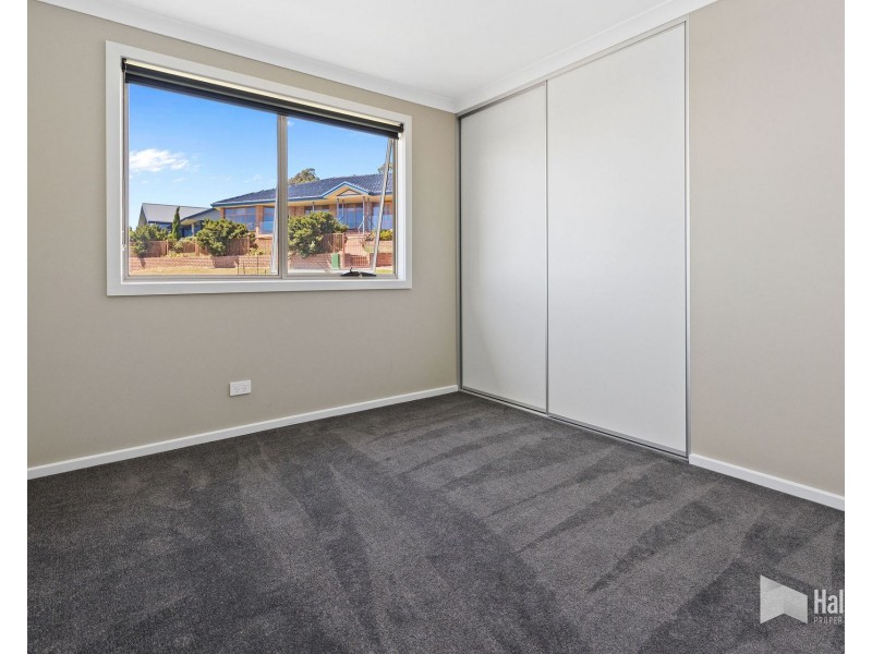 25 Leary Avenue, Stony Rise TAS 7310