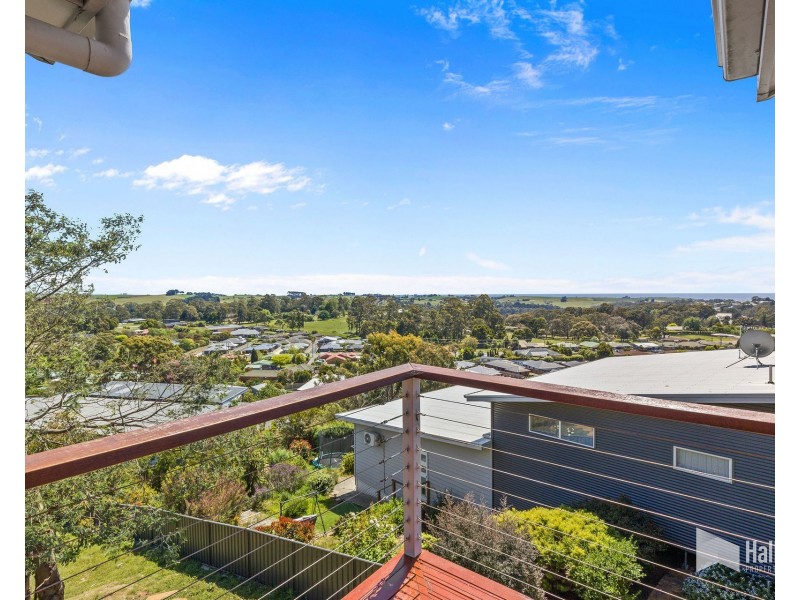 25 Leary Avenue, Stony Rise TAS 7310