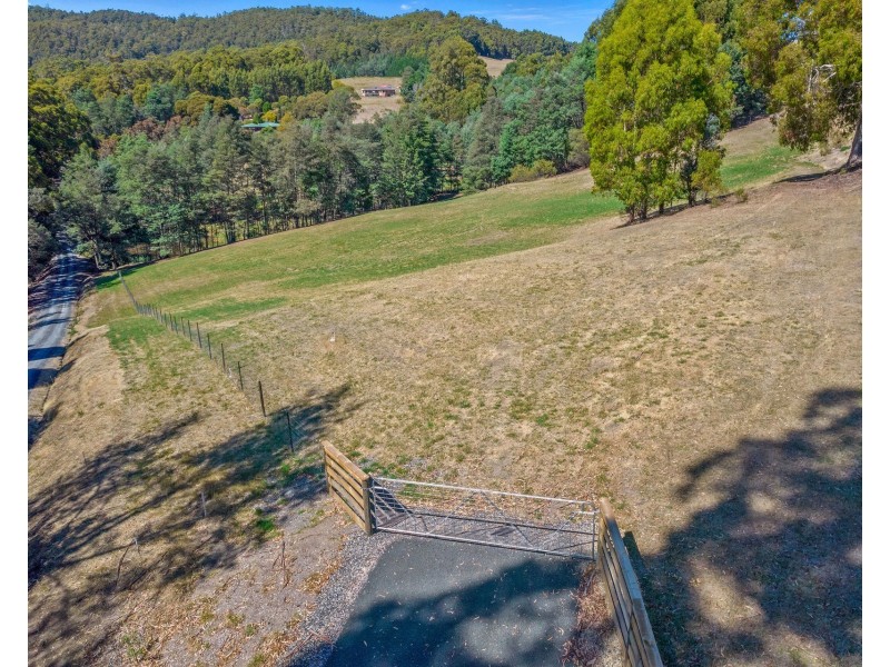 2/353 Sheffield Road, Acacia Hills TAS 7306