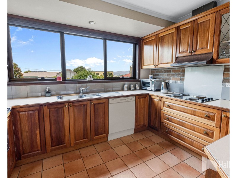 64 Quinlan Crescent, Shearwater TAS 7307