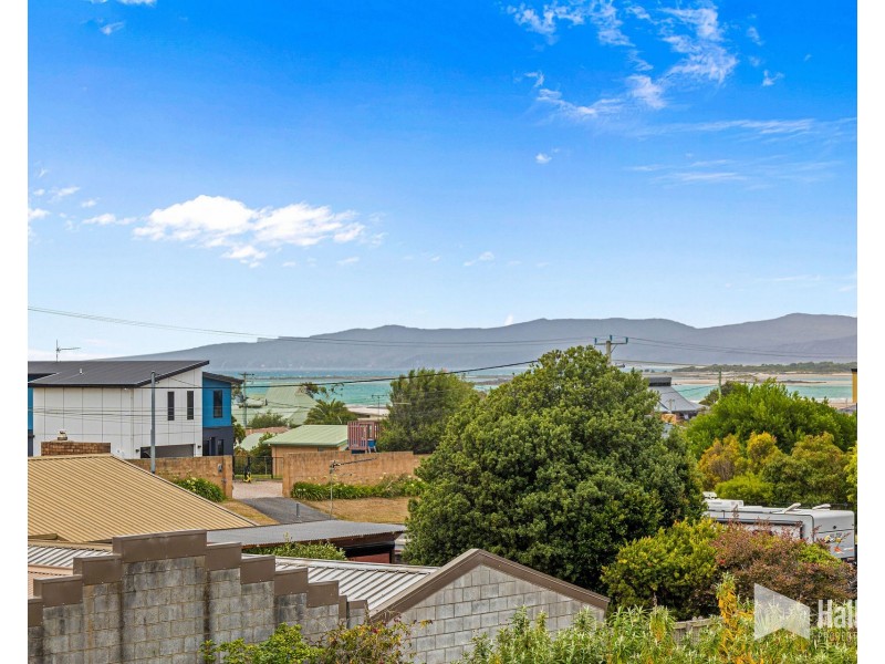 64 Quinlan Crescent, Shearwater TAS 7307