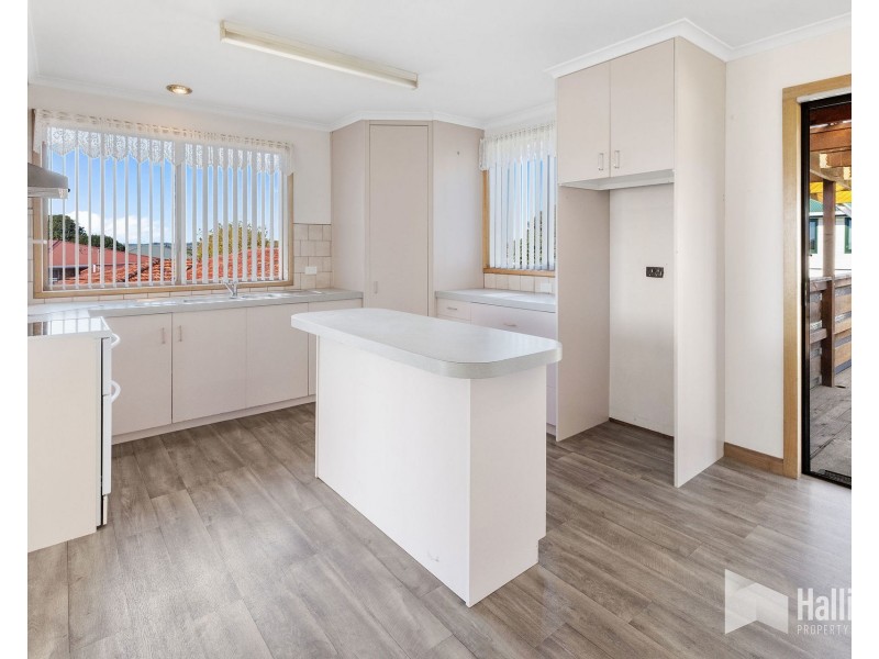 12 Carter Place, Devonport TAS 7310