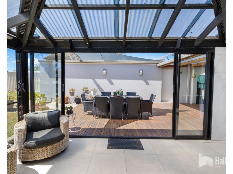 15 Autumn Drive, Ambleside TAS 7310