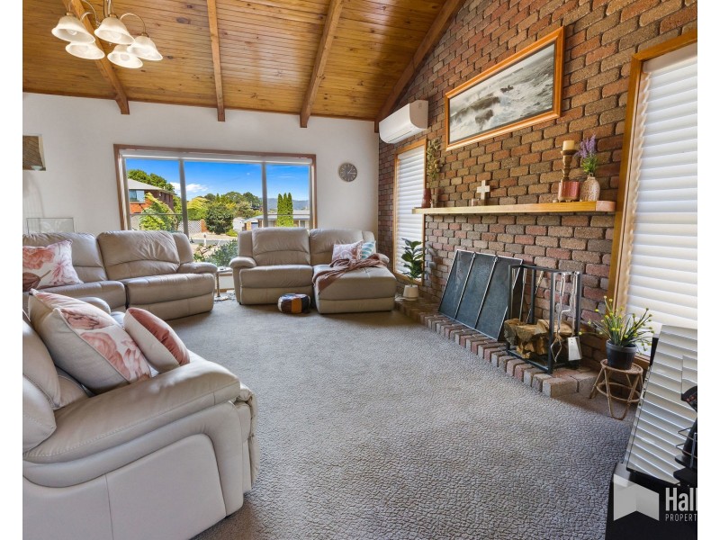 15 Autumn Drive, Ambleside TAS 7310
