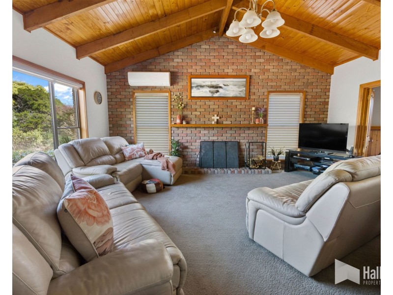 15 Autumn Drive, Ambleside TAS 7310