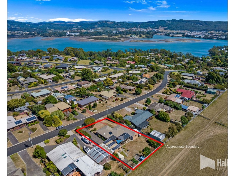 15 Autumn Drive, Ambleside TAS 7310