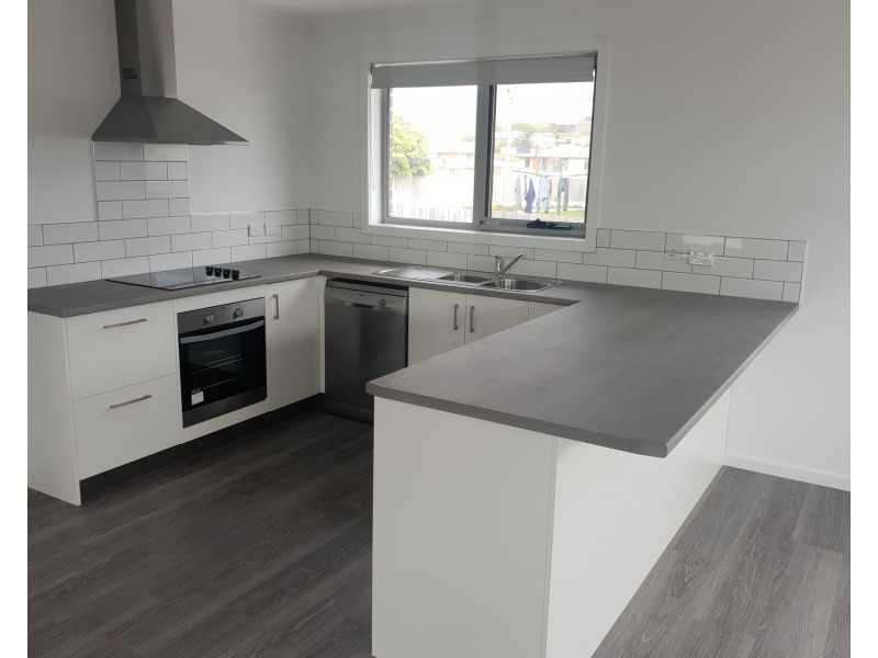 2/4 Tandara Place, East Devonport TAS 7310