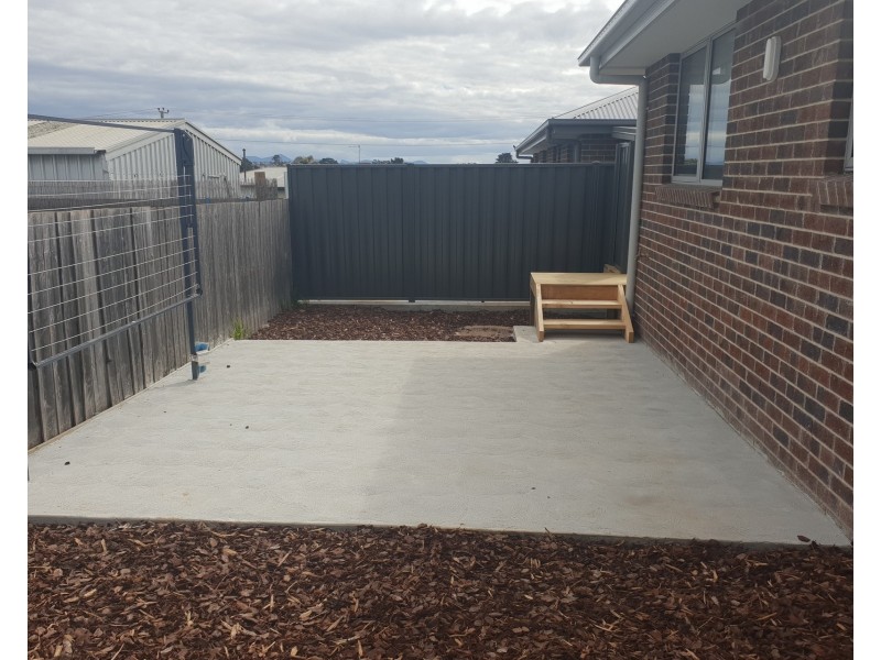 2/4 Tandara Place, East Devonport TAS 7310