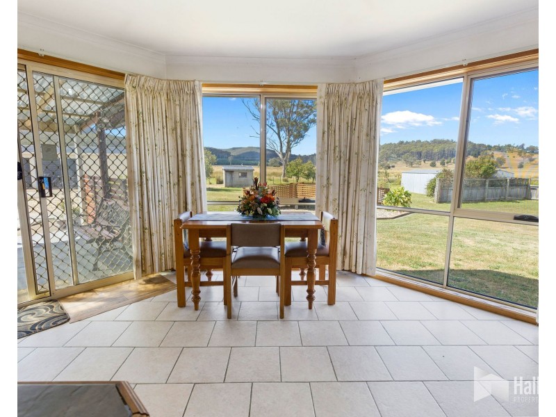 205 Main Street, Sheffield TAS 7306