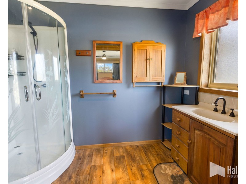 205 Main Street, Sheffield TAS 7306