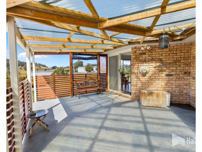 205 Main Street, Sheffield TAS 7306