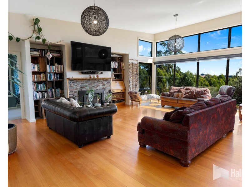 10 Woodland Grove, Tugrah TAS 7310