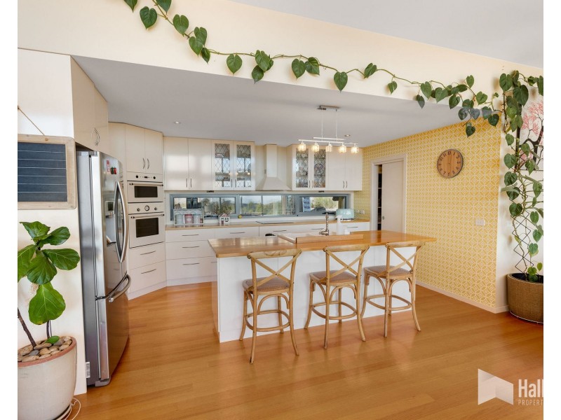 10 Woodland Grove, Tugrah TAS 7310