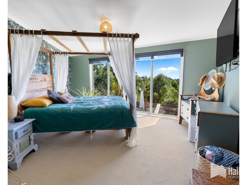 10 Woodland Grove, Tugrah TAS 7310