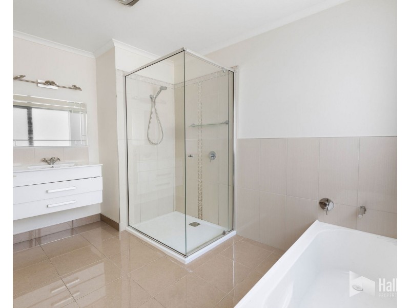 10 Woodland Grove, Tugrah TAS 7310