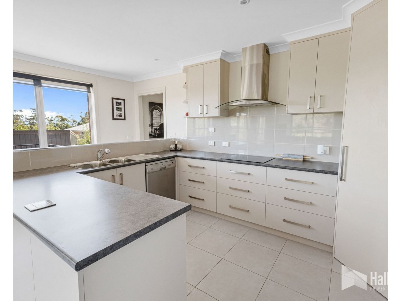 19 Hedstrom Drive, Stony Rise TAS 7310