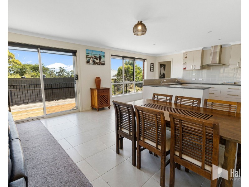 19 Hedstrom Drive, Stony Rise TAS 7310