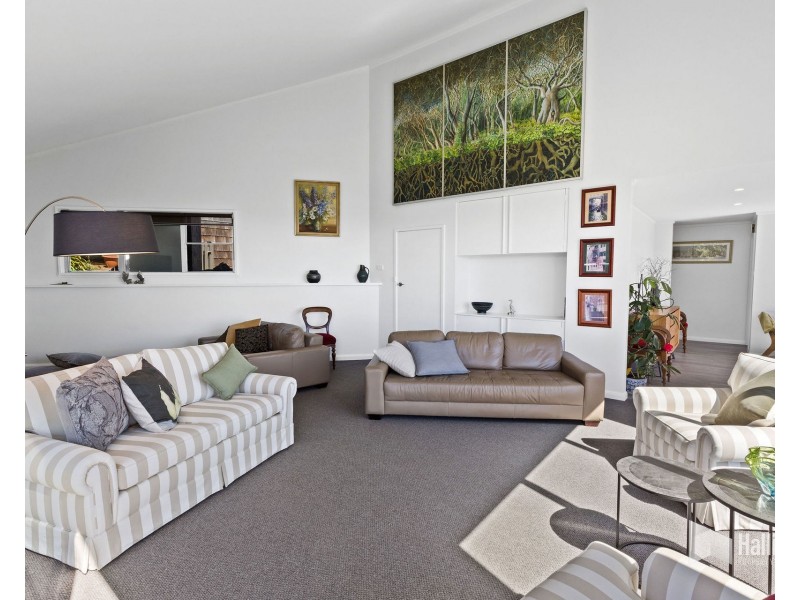 1 Chalmers Lane, Devonport TAS 7310