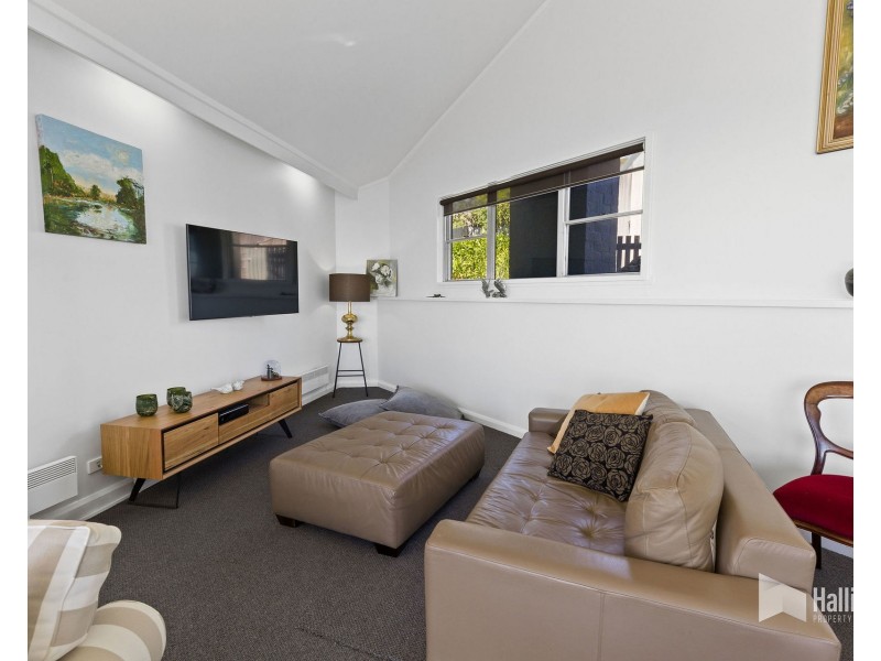 1 Chalmers Lane, Devonport TAS 7310