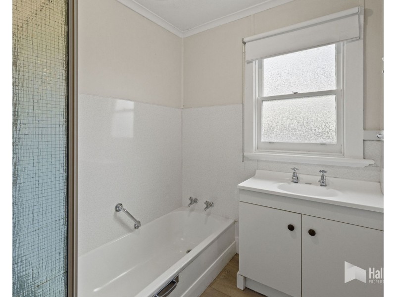 13 Lindsay Place, Devonport TAS 7310