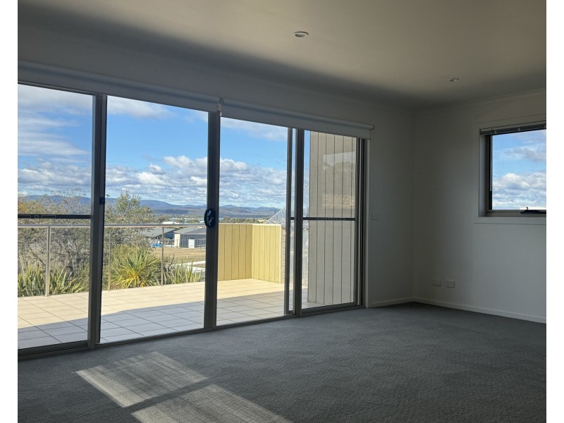 1/26 Chardonnay Drive, Hawley Beach TAS 7307
