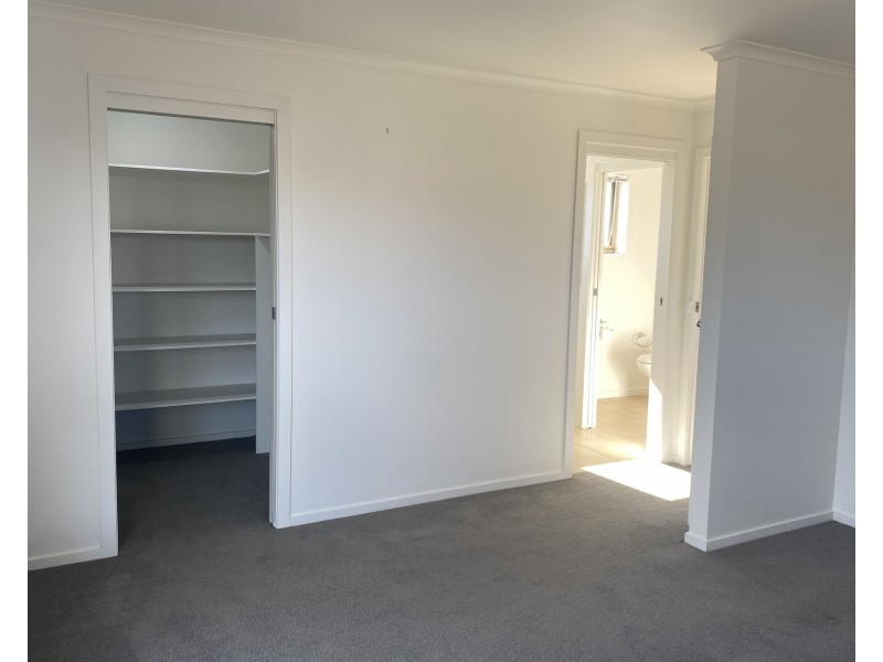 1/26 Chardonnay Drive, Hawley Beach TAS 7307