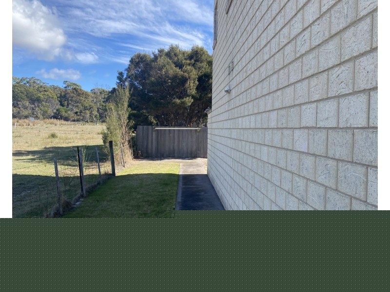 1/26 Chardonnay Drive, Hawley Beach TAS 7307