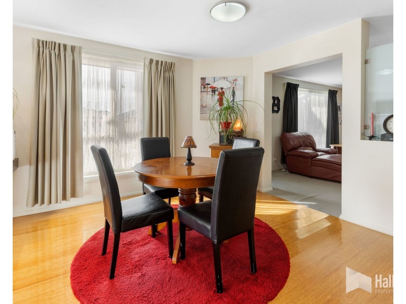 2/10 Haven Drive, Shearwater TAS 7307