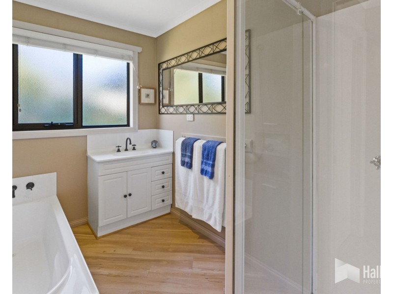 125 Charles Street, Squeaking Point TAS 7307