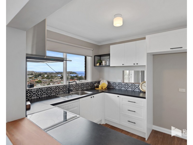 5 Cliffden Court, East Devonport TAS 7310