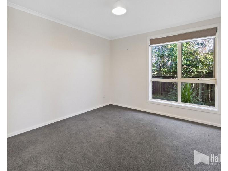 2/15 Club Drive, Shearwater TAS 7307