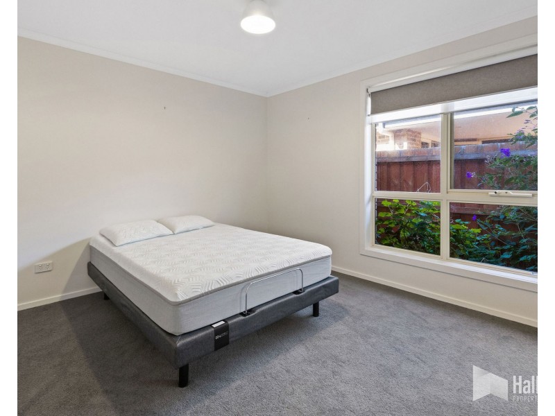 2/15 Club Drive, Shearwater TAS 7307