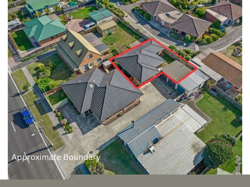 2/15 Club Drive, Shearwater TAS 7307