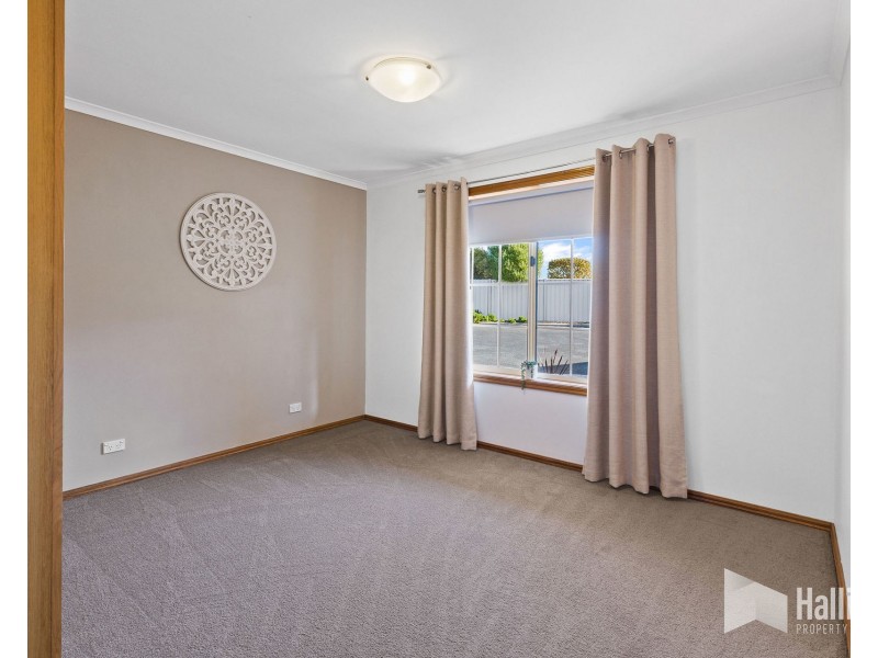2/72 Quinlan Crescent, Shearwater TAS 7307