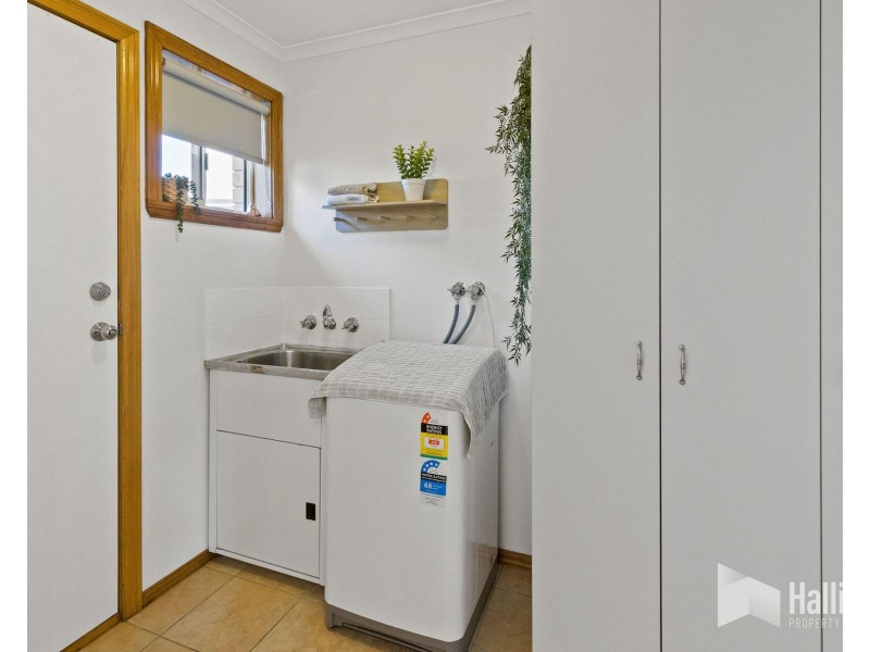 2/72 Quinlan Crescent, Shearwater TAS 7307