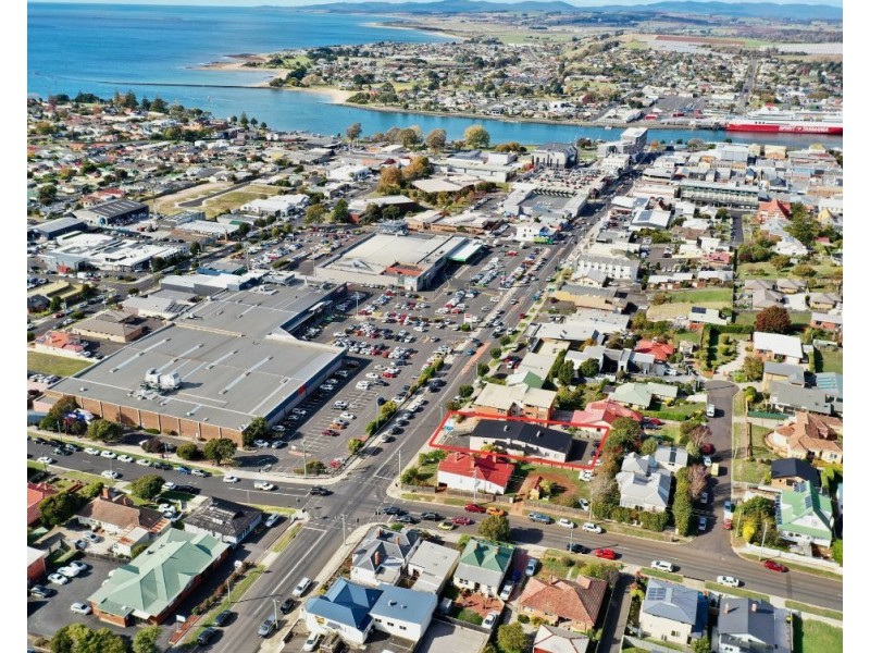 69 Best Street, Devonport TAS 7310