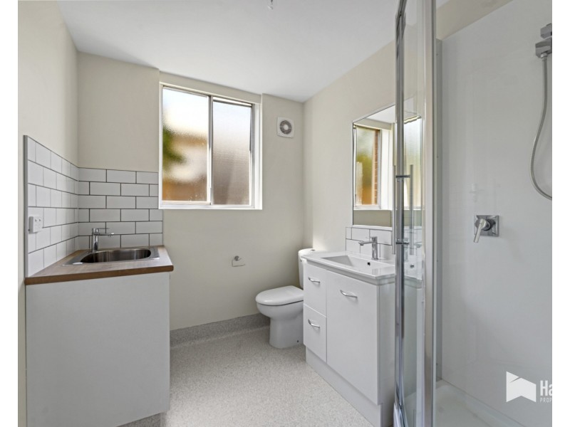 1/74 Steele Street, Devonport TAS 7310