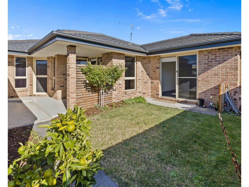 2/15 Club Drive, Shearwater TAS 7307